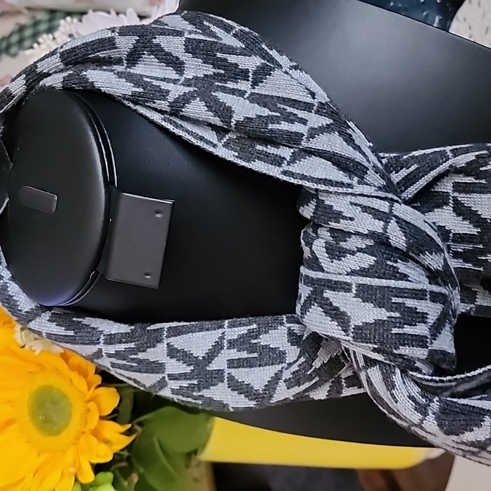 Michael Kors SCARF PRELOVED  Grey And BLACK